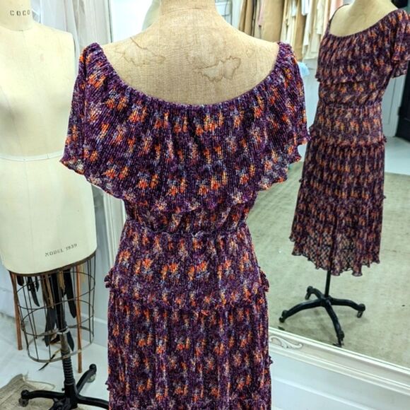 Vintage Peasant Midi Dress - Picture 4 of 10